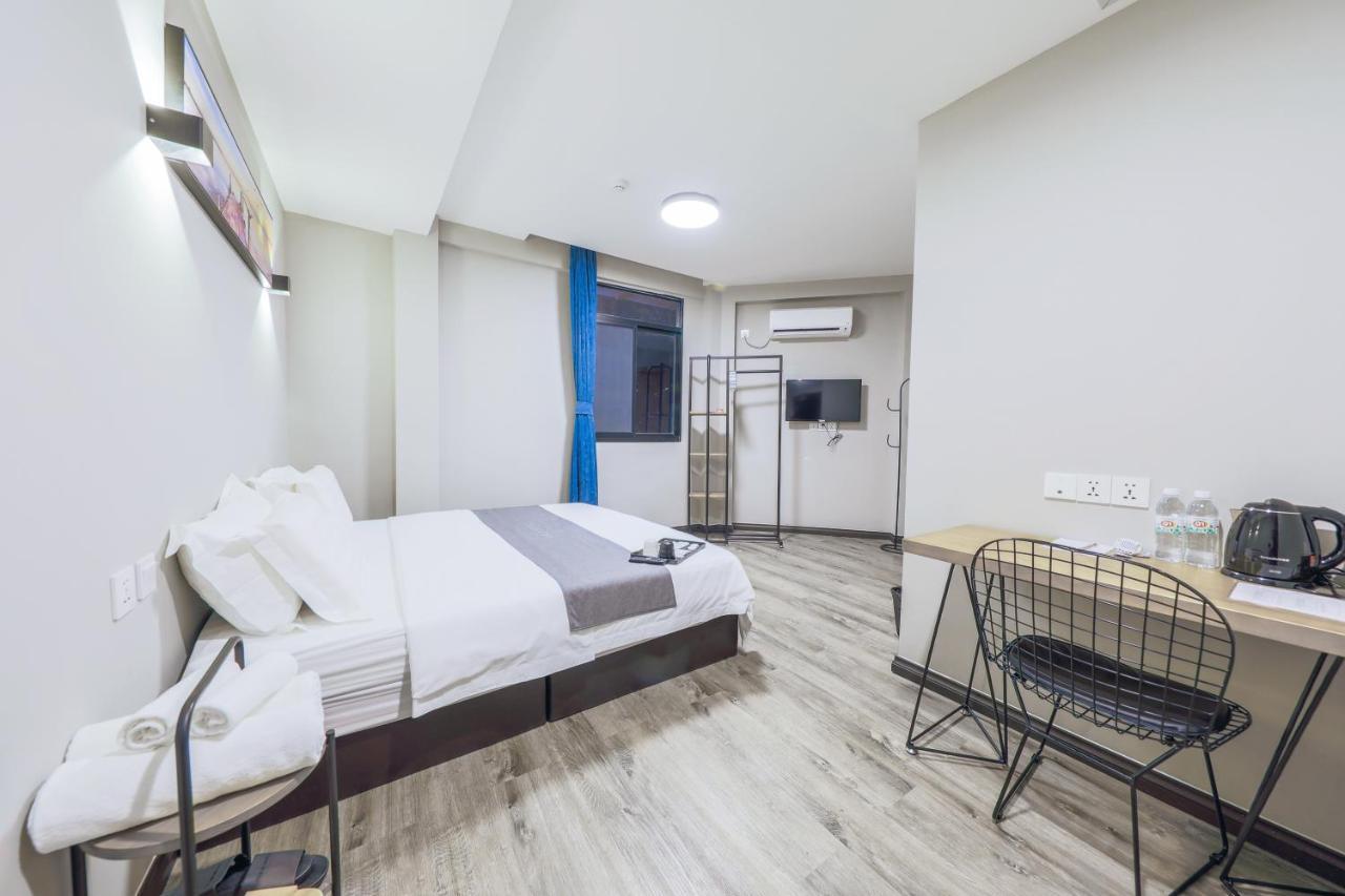 Paly Hotel センポルナ エクステリア 写真